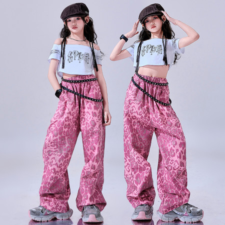 湖州叶以沁服饰有限公司&湖州叶以沁服饰有限公司&ZH4246