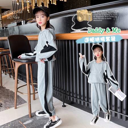 哇卡卡&哇卡卡&哇卡卡连帽拼接亲子装