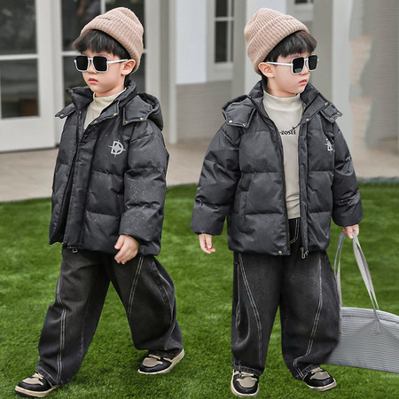 萌萌鸟&萌萌鸟&撒银连帽羽绒服-模特2