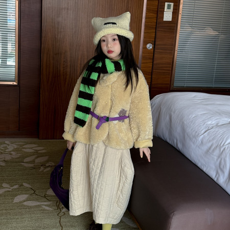 湖州奶酪与喵服饰有限公司&湖州奶酪与喵服饰有限公司&72391