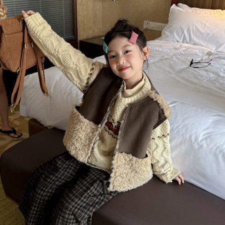 湖州奶酪与喵服饰有限公司&湖州奶酪与喵服饰有限公司&72381