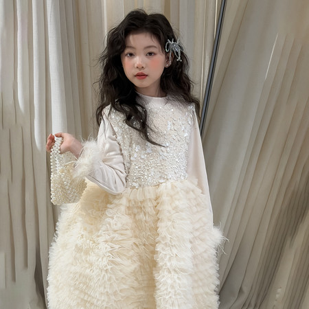 湖州奶酪与喵服饰有限公司&湖州奶酪与喵服饰有限公司&72095