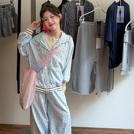 湖州奶酪与喵服饰有限公司&湖州奶酪与喵服饰有限公司&91813