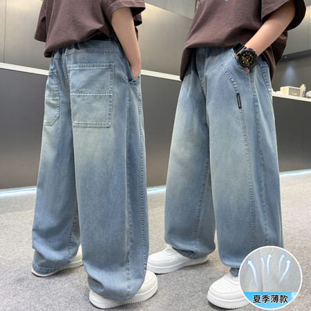 赛宝儿&赛宝儿&SBE-6532浅色牛仔裤