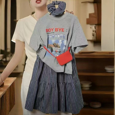 小芒果&小芒果&送头花字母T格子裙套装