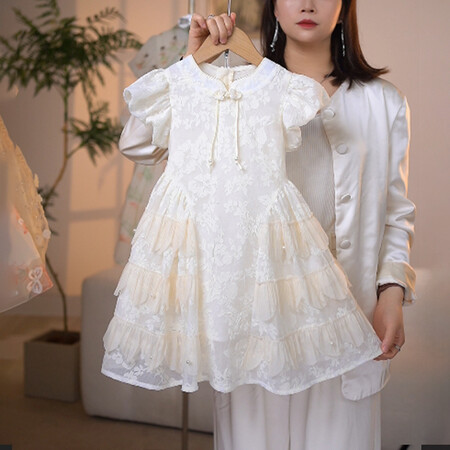 时尚王童装工作室&白色新中式旗袍裙