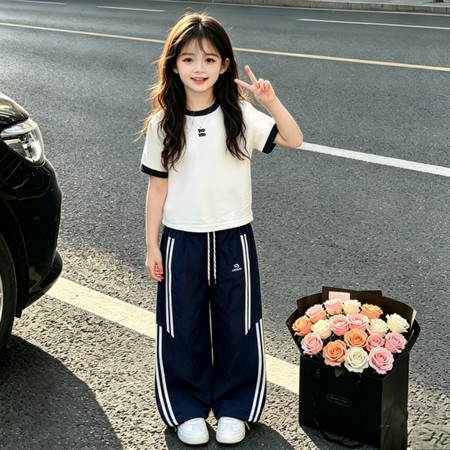 彩色城堡&彩色城堡&彩色城堡字母绣花拉条两件套