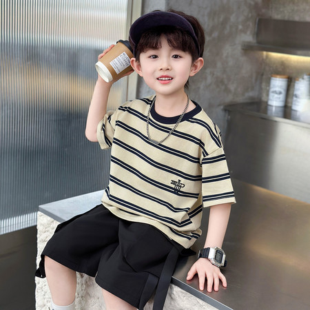 柒宝童装&柒宝童装&2602款刺绣条纹套装