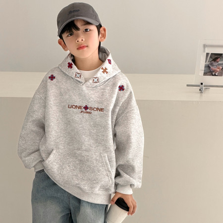 闪亮王子&闪亮王子&SLWZ-6085连帽卫衣