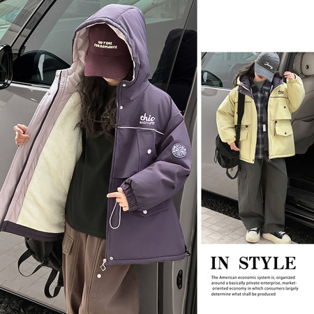 萌小乖&萌小乖&两色派克服