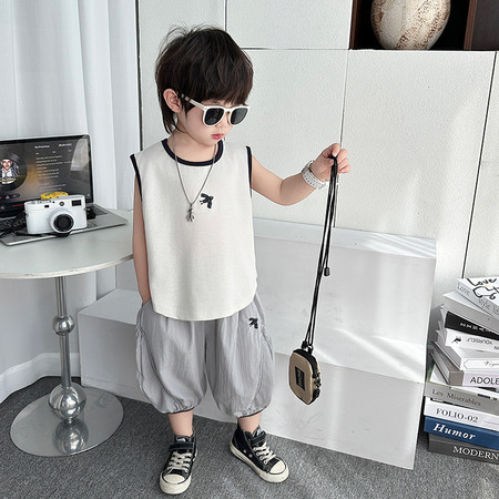 AL童装&AL童装&AL25277绣小鸟背心套装