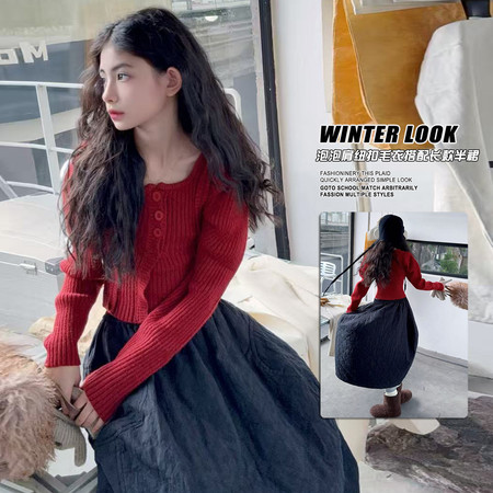 喵权童装&喵权童装&25B77泡泡肩纽扣毛衣搭配压棉半裙