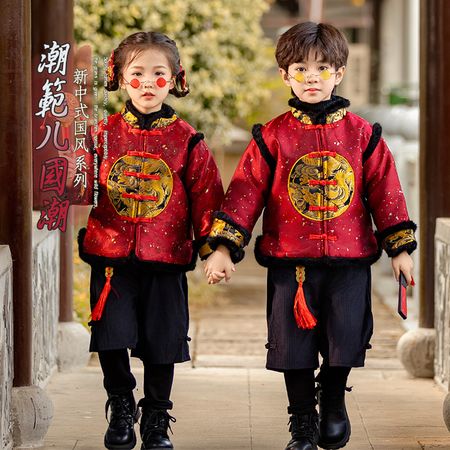 蜡笔泡泡&蜡笔泡泡&23635贴布龙套装模特图