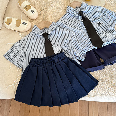 贝菈童品&贝菈童品&0311竖条纹学院风男女童套装