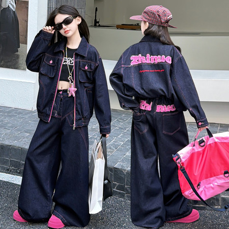 子诺服饰&子诺服饰&2603款贴补绣花牛仔套装