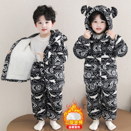 依诺佳衣&依诺佳衣&D2559几何三层夹棉套装