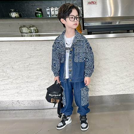 酷博尔童装&酷博尔童装&A01牛仔套