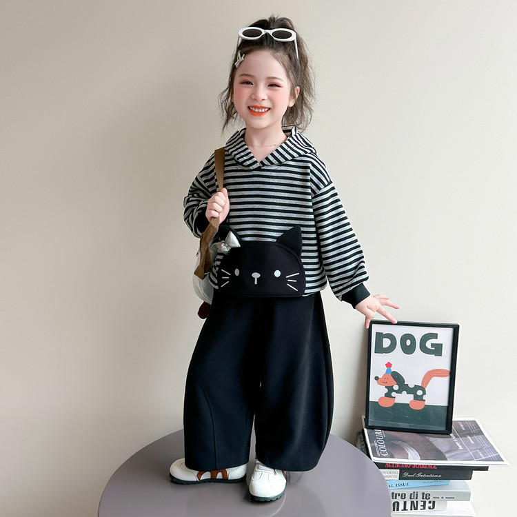 Girls' Striped Cat Pocket Outfit Set