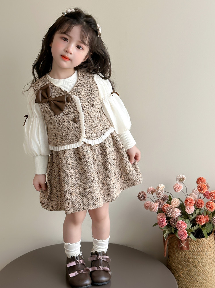 Sweatshirt and pants set