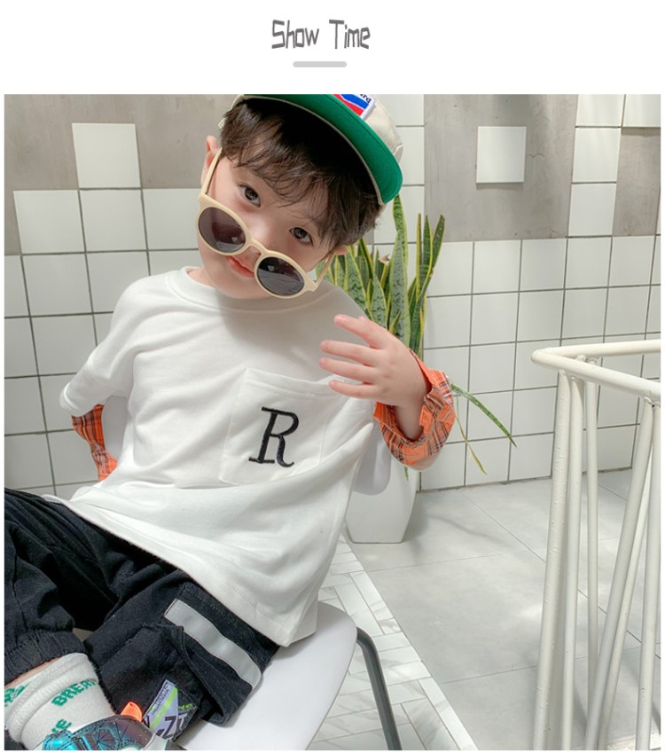 梵叮叮童品&r字t恤